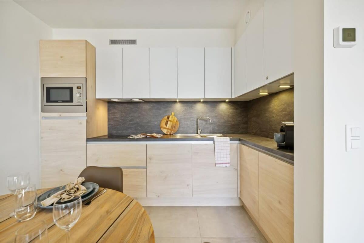 Huswell - Apartment With Natural Swimming Pool Middelkerke Exterior foto