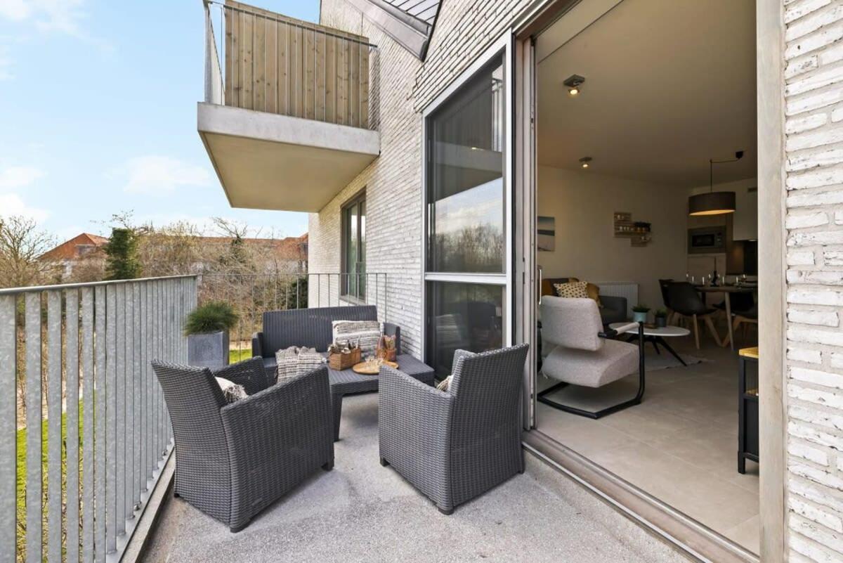 Huswell - Apartment With Natural Swimming Pool Middelkerke Exterior foto